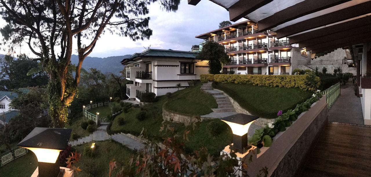 Denzong Regency- Luxury Mountain Retreat Spa & Casino Ґанґток Екстер'єр фото